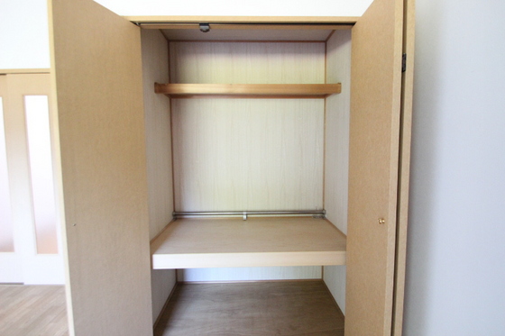 収納　※別号室の写真です。