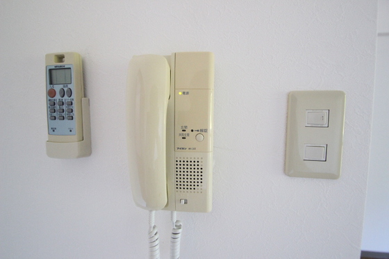 セキュリティ　※別号室の写真です。