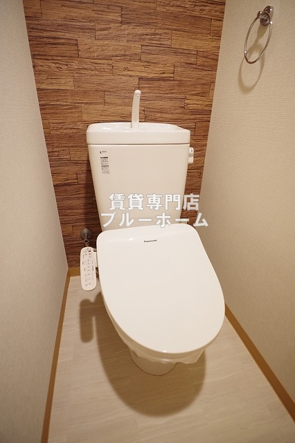 トイレ　温水洗浄便座付きのトイレ！