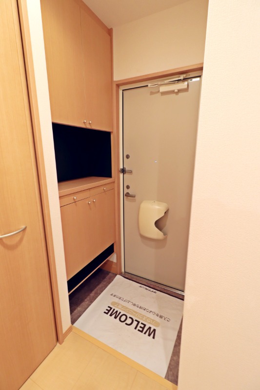 玄関　図面と現状に相違がある場合には現状を優先