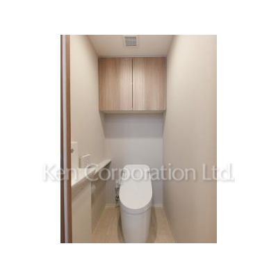 トイレ　同タイプ9階のお部屋を撮影。仕様が異なることがあります。