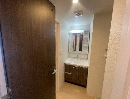 洗面設備　洗面台　※同タイプの部屋のお写真です