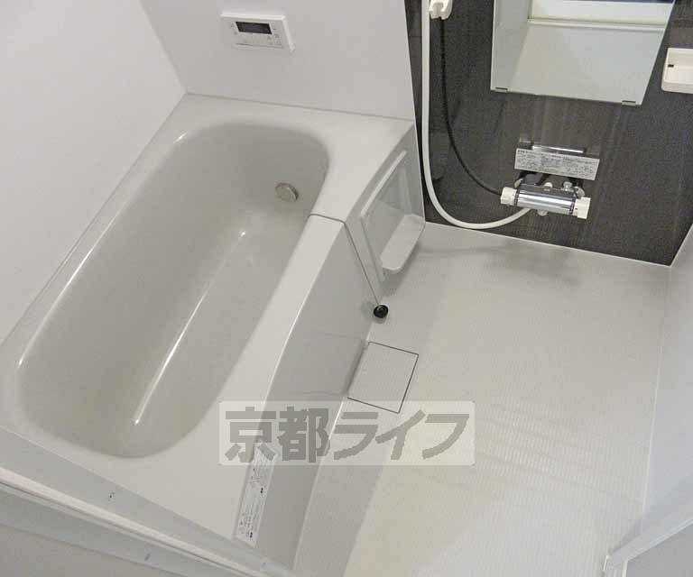 バス・シャワールーム　新しいお風呂は気持ち良いですね～