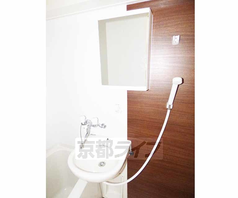 洗面設備　清潔感あります。