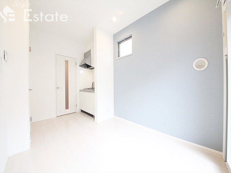 居室・リビング　内装