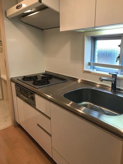 キッチン　別タイプ部屋　参考写真です