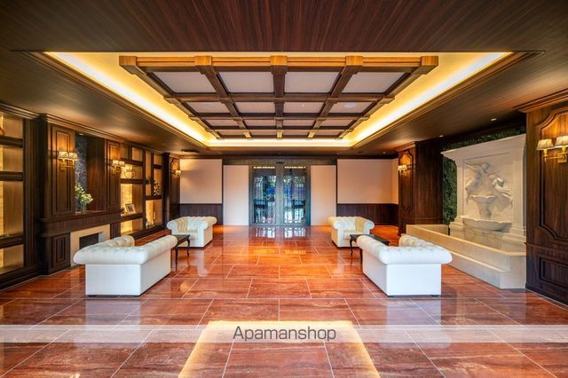 ロビー　ロビー