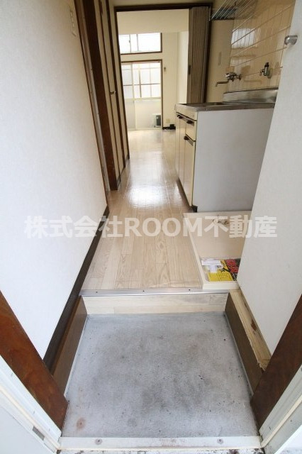エントランス　建物の内部です