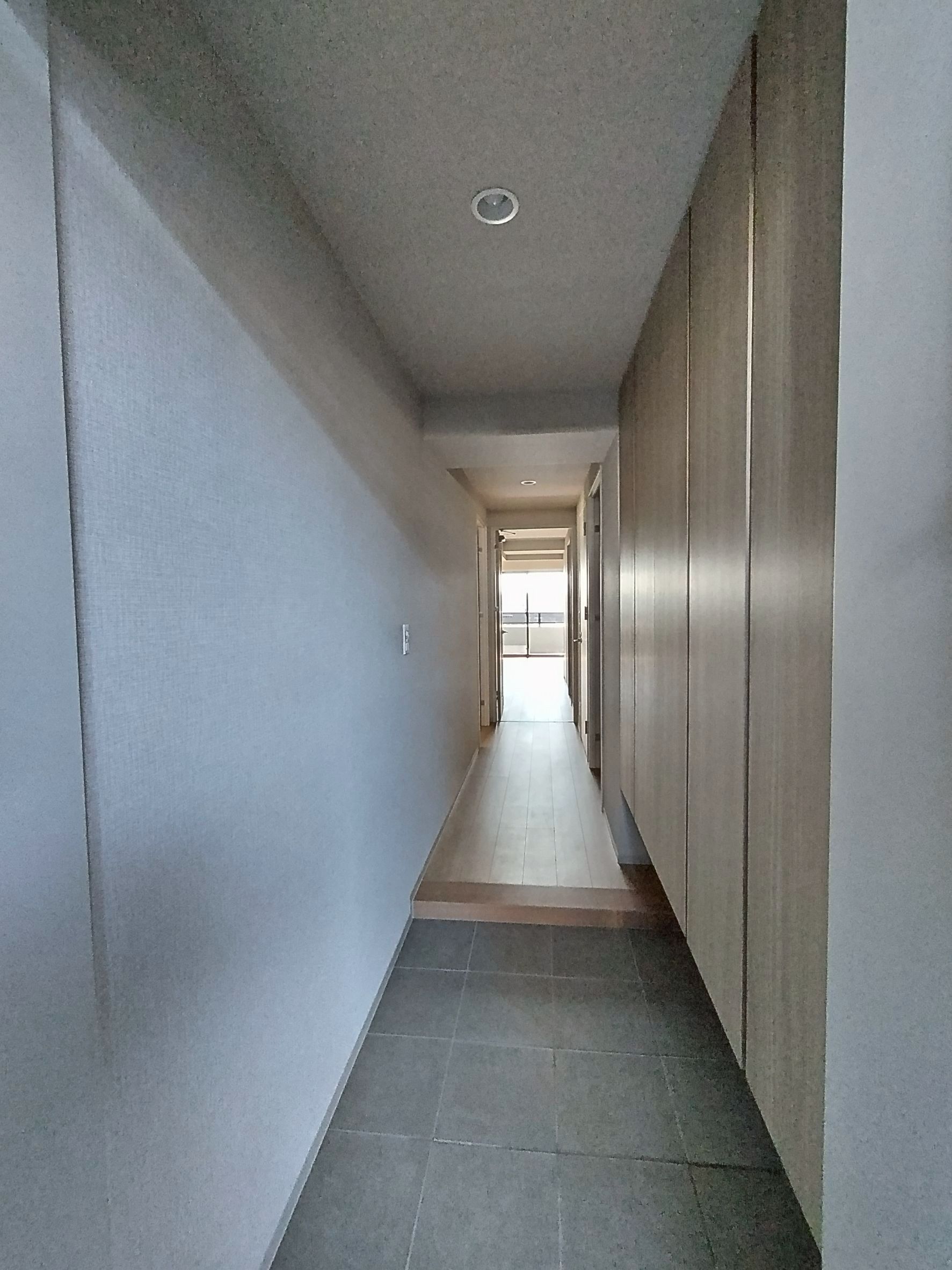 玄関　収納たくさん