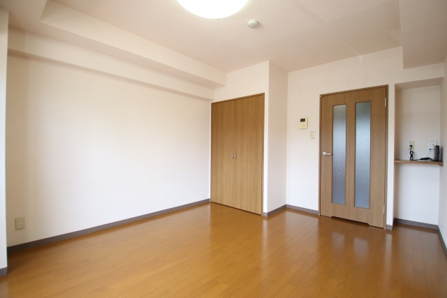 居室・リビング　※別室の参考写真の為、現況優先です。