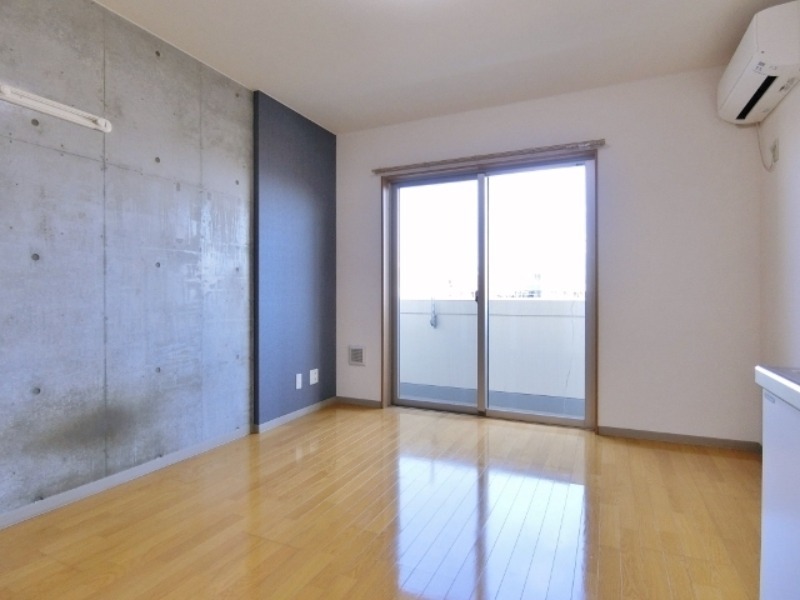 居室・リビング　図面と現状に相違がある場合には現状を優先