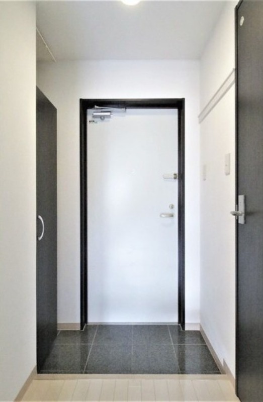 玄関　図面と現状に相違がある場合には現状を優先