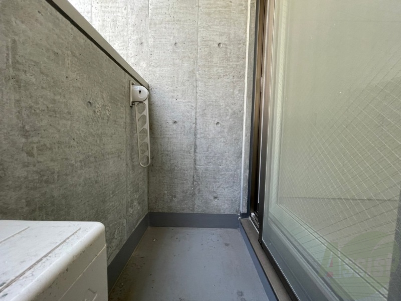 バルコニー　バルコニーが付いていますので一息ついてみてはいかがですか。