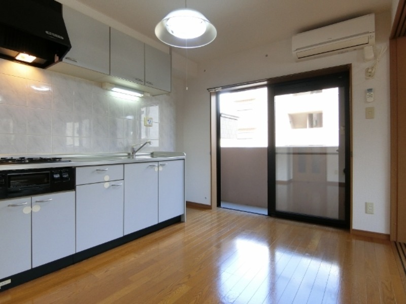 居室・リビング　図面と現状に相違がある場合には現状を優先