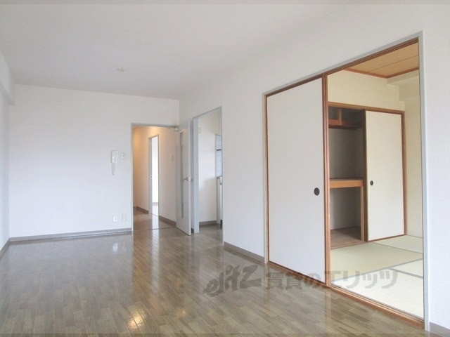 居室・リビング　リビング