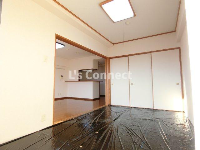 その他部屋・スペース　ＬＤＫと隣の和室は繋げて使うこともできます。