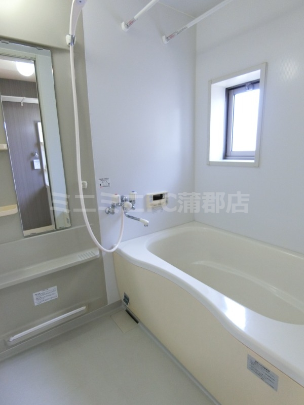 バス・シャワールーム　同タイプ