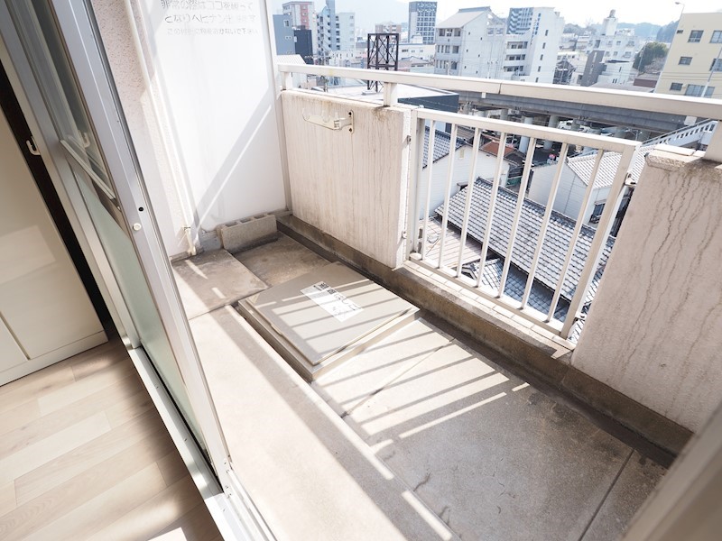 バルコニー　日当たり良好