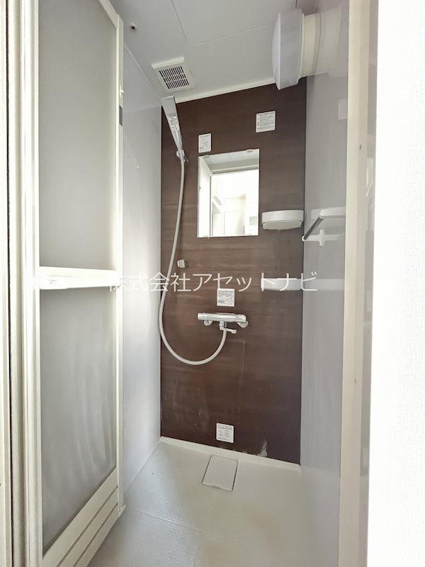 バス・シャワールーム　※同仕様別フロアの参考画像になります。