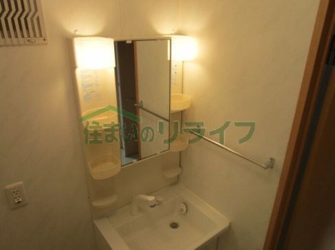 洗面設備　別室参考画像です