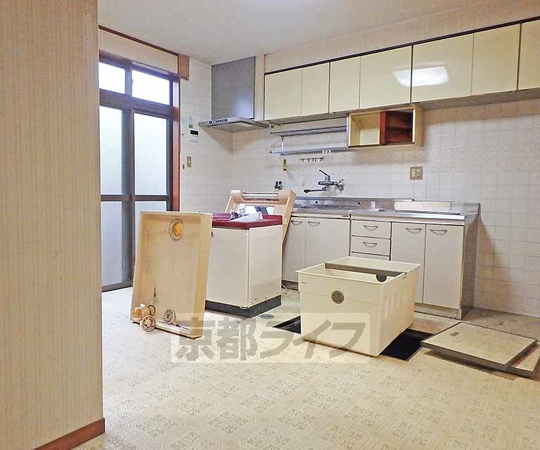 キッチン　広いキッチンです。