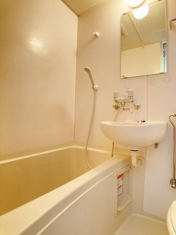 バス・シャワールーム　バス