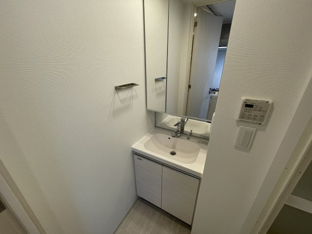 その他　独立洗面台です。