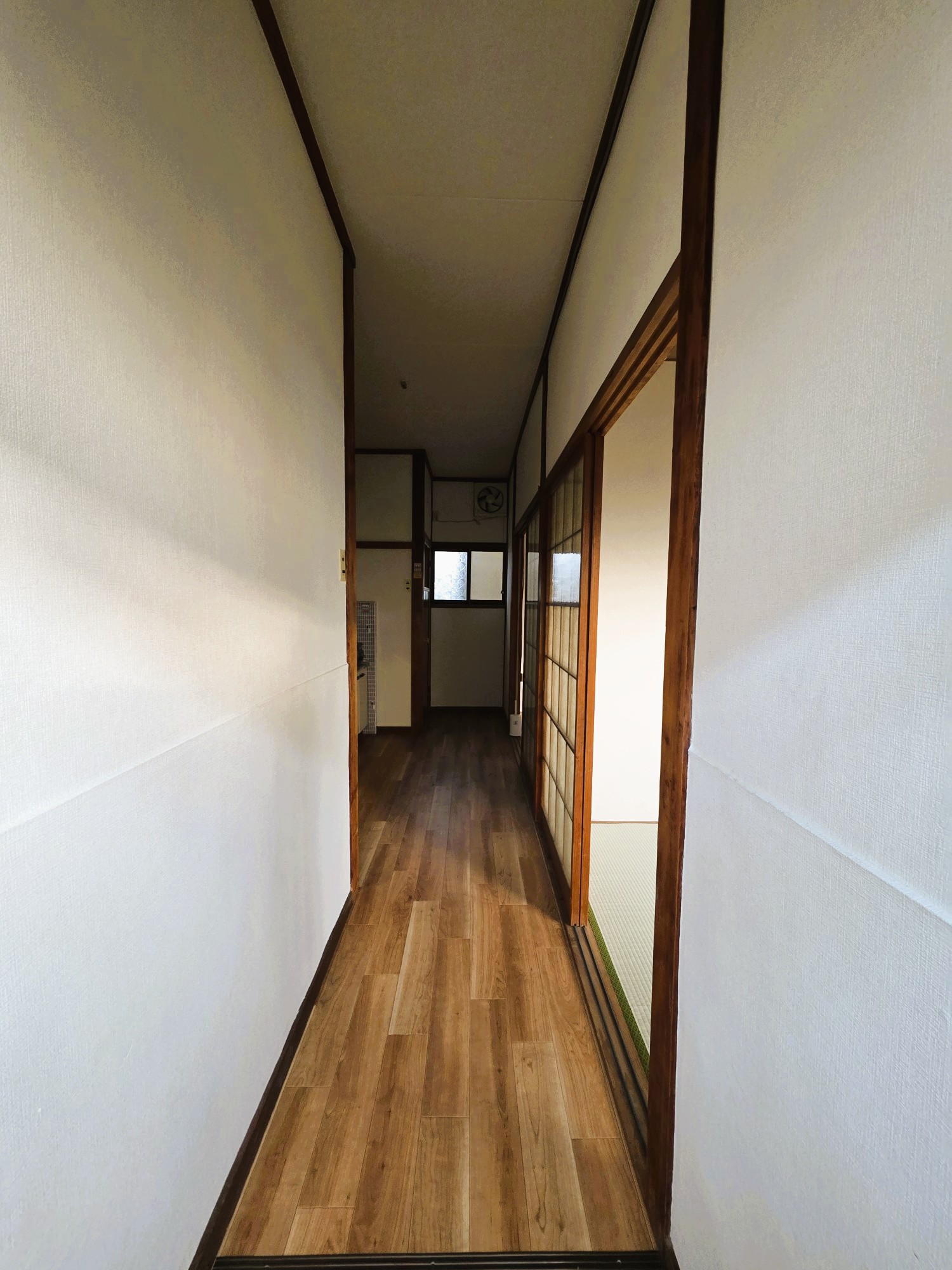 青山荘201の内装写真