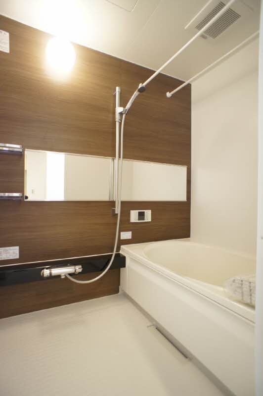 バス・シャワールーム　※同施工メーカーの類似物件になります。