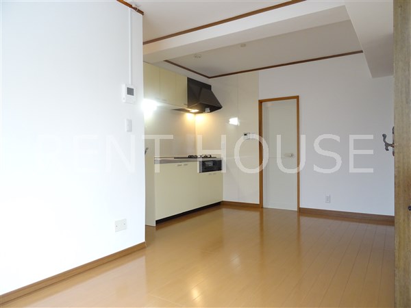 居室・リビング　別号室の参考写真となります