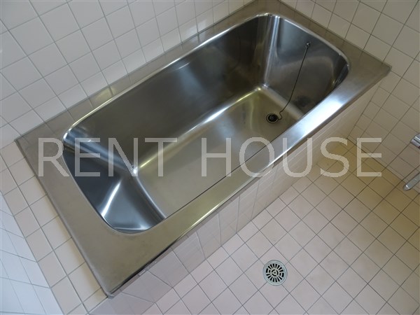 バス・シャワールーム　別号室の参考写真となります