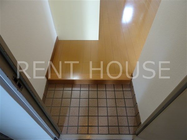 玄関　別号室の参考写真となります