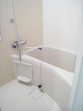 バス・シャワールーム　★浴室乾燥機付きバスルーム★