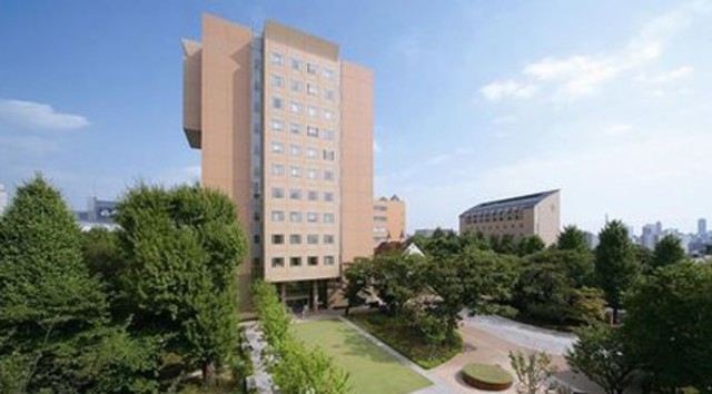 大学・短大　私立日本女子大学（大学・短大）まで561m