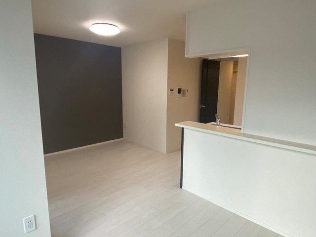 居室・リビング　使いやすい形の為、レイアウトを楽しめます♪