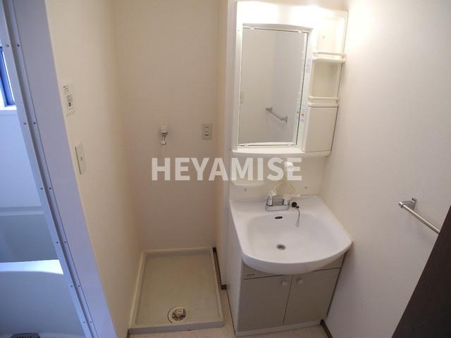 洗面設備　※同間取りの別のお部屋の写真です※