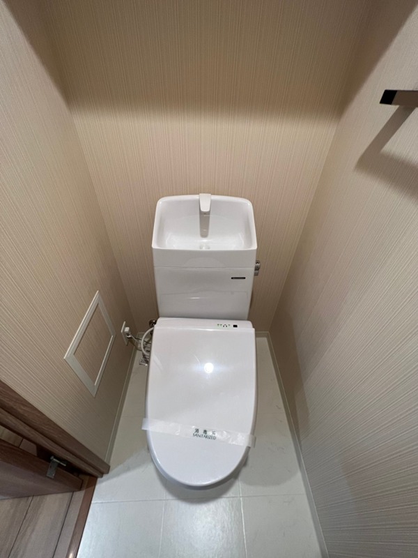 トイレ　別部屋参考