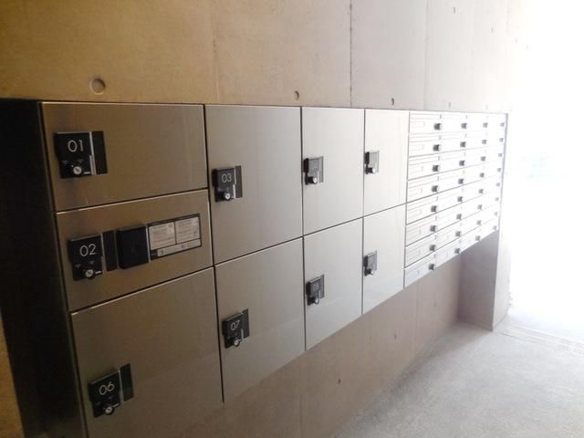 ロビー　★宅配ＢＯＸ★