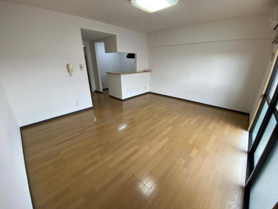 居室・リビング　リビング