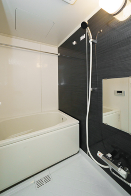 バス・シャワールーム　※写真は同タイプ住戸です。