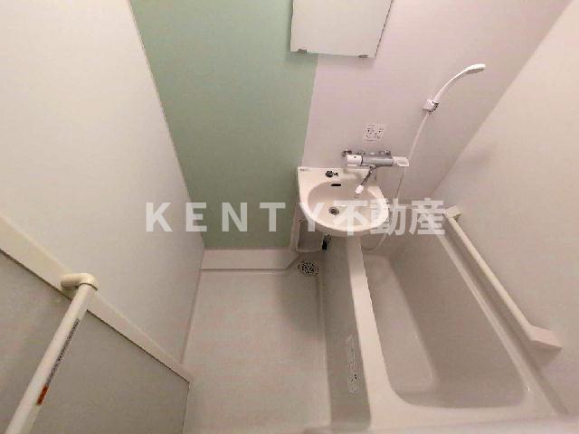 バス・シャワールーム　お風呂で日々の疲れを落としましょう