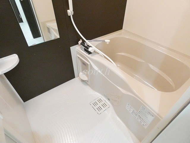 バス・シャワールーム　浴室乾燥機付きのお風呂