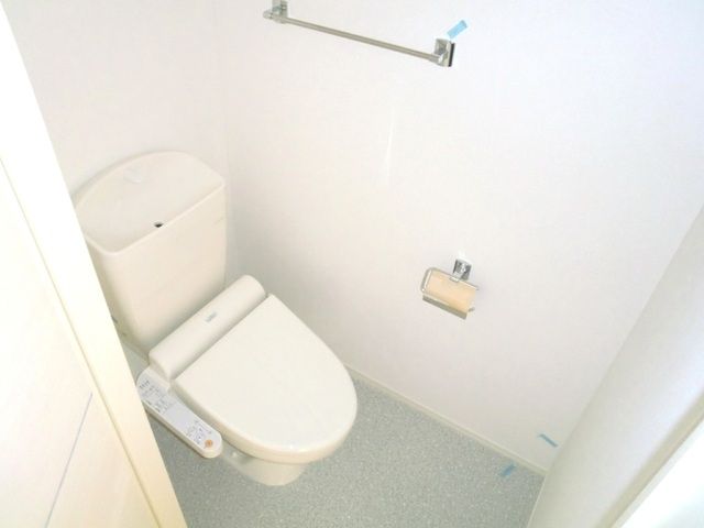 トイレ　★ウォシュレット付きのトイレです★