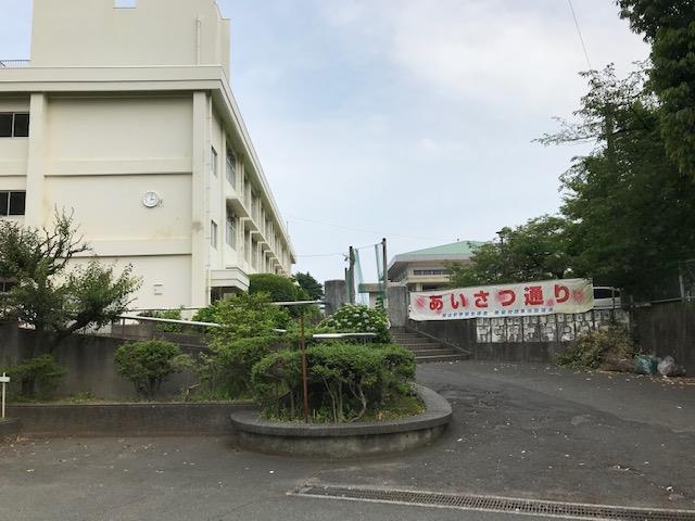 中学校　桜山中学校（中学校）まで400m