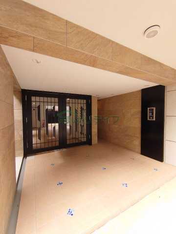 エントランス　エルファーロ神楽坂