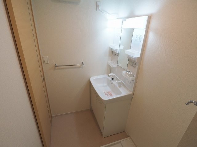 洗面設備　シャンプードレッサーあります。