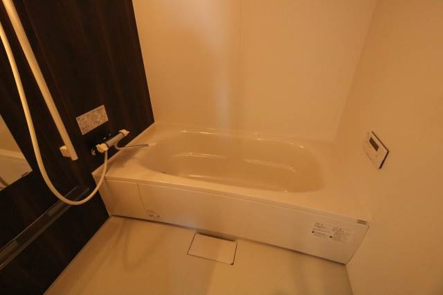 バス・シャワールーム　お洒落な浴室♪