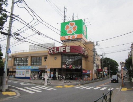 ショッピングセンター　ライフ西大泉店（ショッピングセンター）まで503m