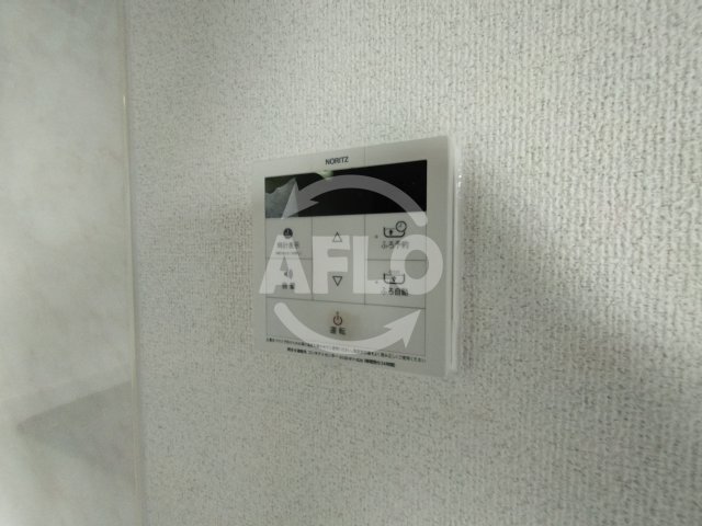 その他設備　レクシア千代崎　給湯リモコン