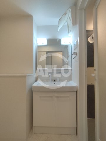 洗面設備　レクシア千代崎　独立洗面台